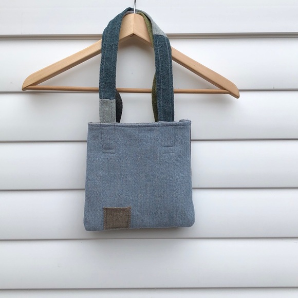 Handmade patchwork upholstery mini bag - Picture 3 of 11